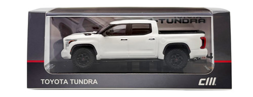 Model white pickup - model,