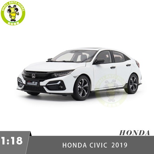 Modellino auto giocattolo 18 - modellino,