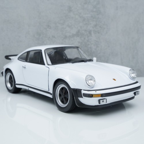 Porsche 911 turbo 930 24 - 911, 1:24